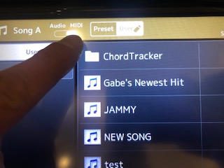 Yamaha Genos (2)
