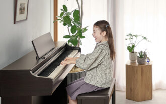 Digitalni klavir Yamaha ARIUS